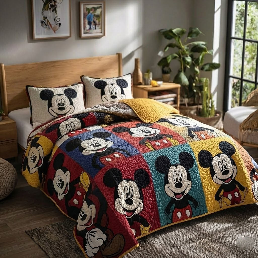 Classic Smile 3-Piece Quilted Bedding Set DMC0DK002