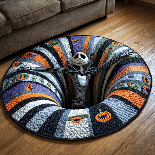 Ghostly Spiral Quilted Round Mat NCU0DV014