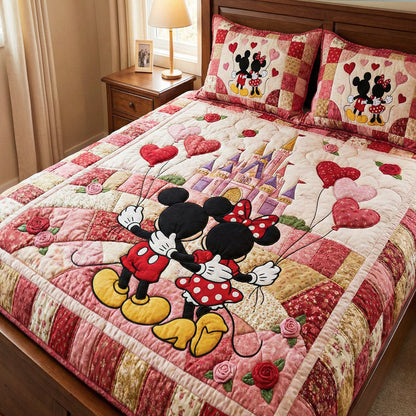 Heartfelt Moments 3-Piece Quilted Bedding Set DMC0NT003