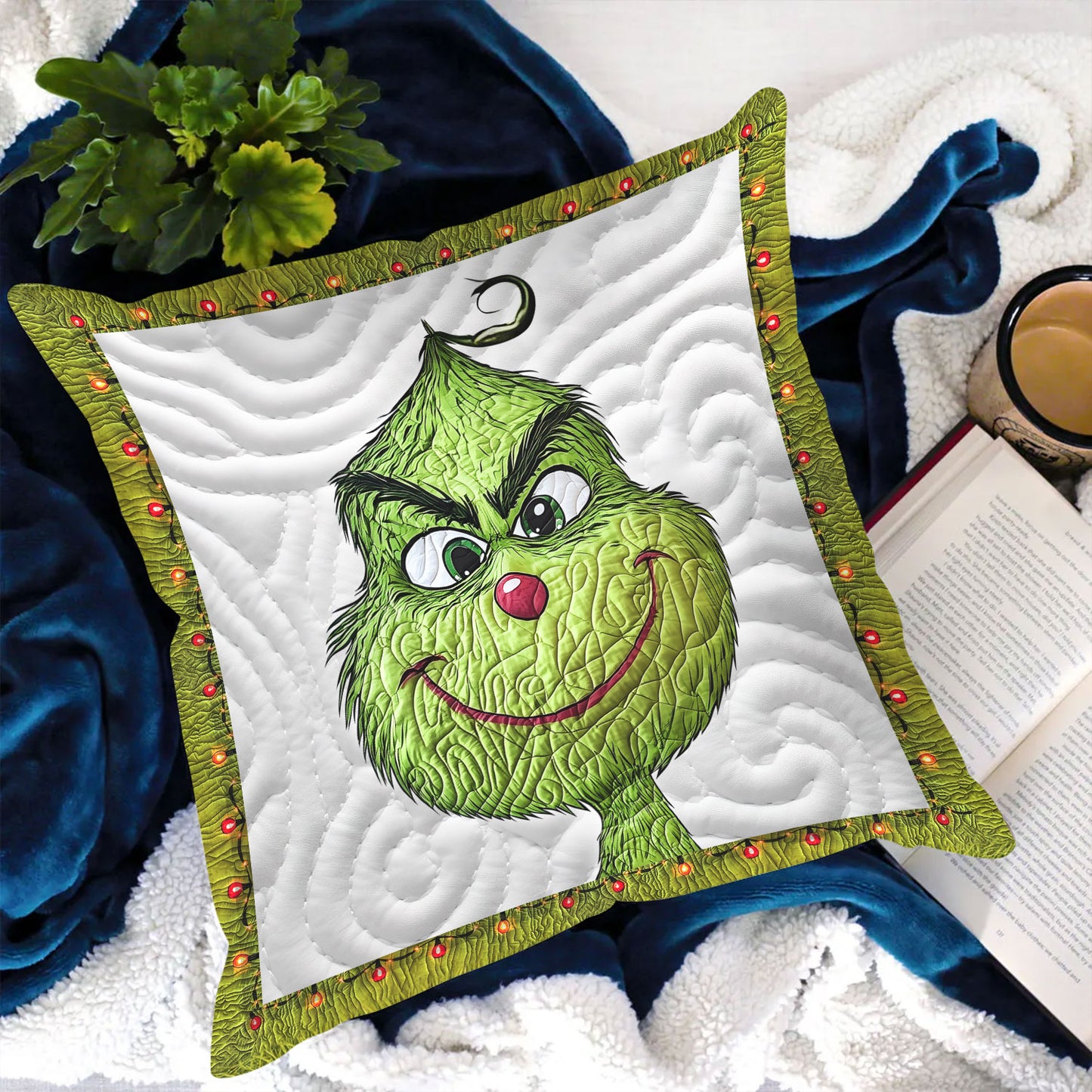 Holiday Mischief Quilted Pillow Case NCU0LT055