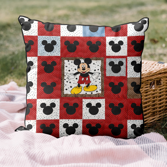Sweet Dreams Quilted Pillow Case DMC0DK006