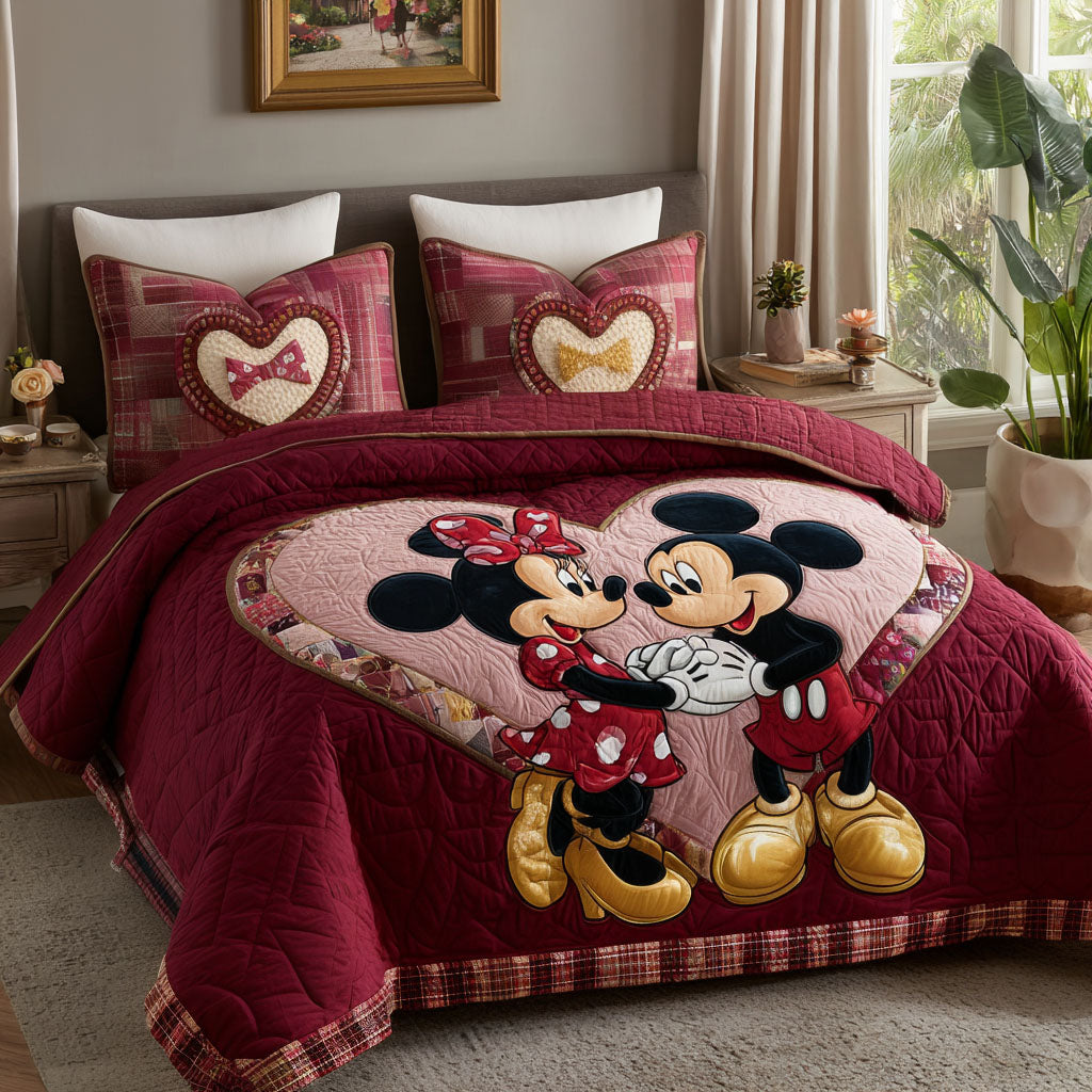 Sweet Embrace 3-Piece Quilted Bedding Set DMC0NT006